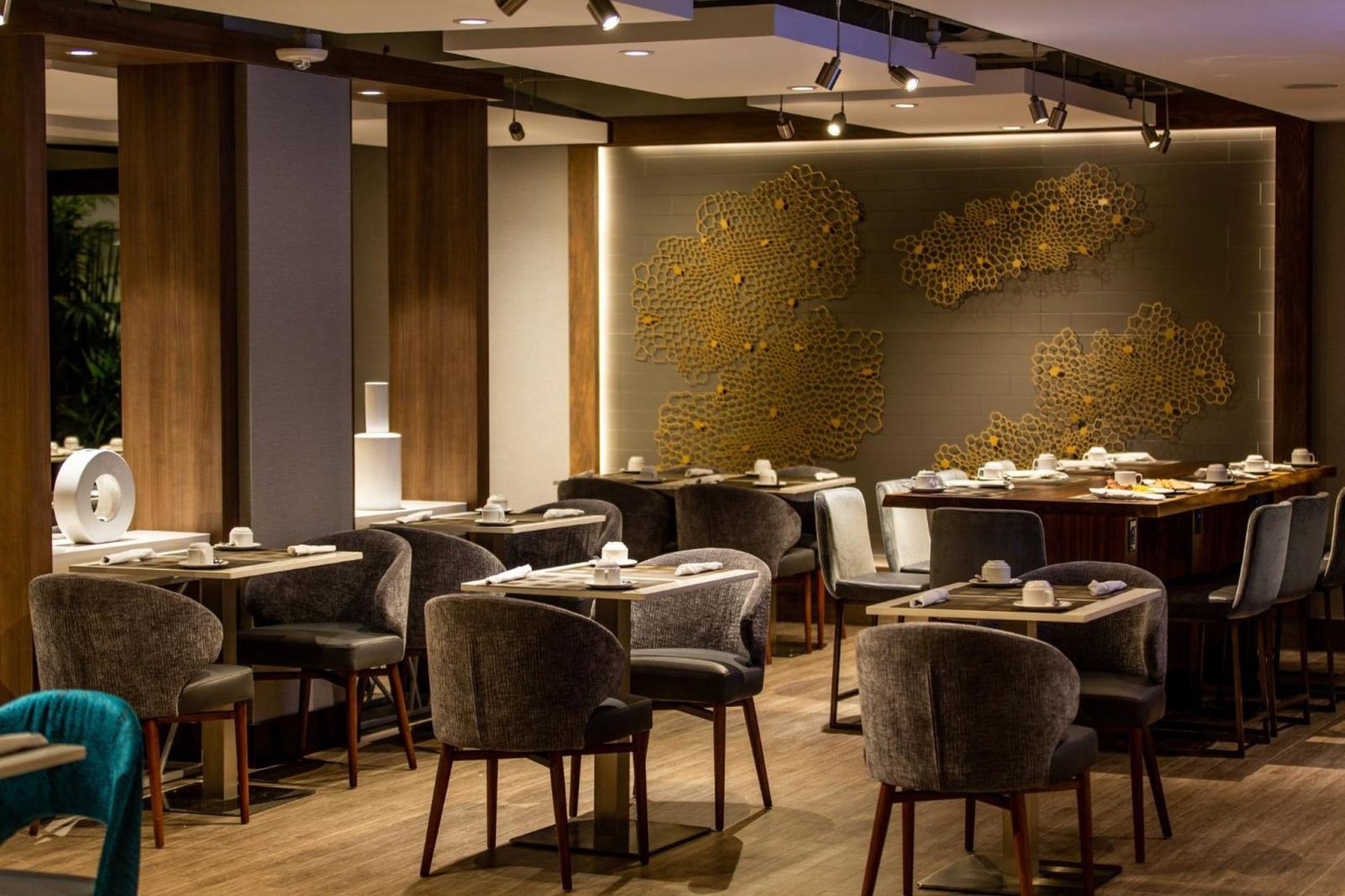 Holiday Inn Toronto Downtown Centre by IHG — photo 3