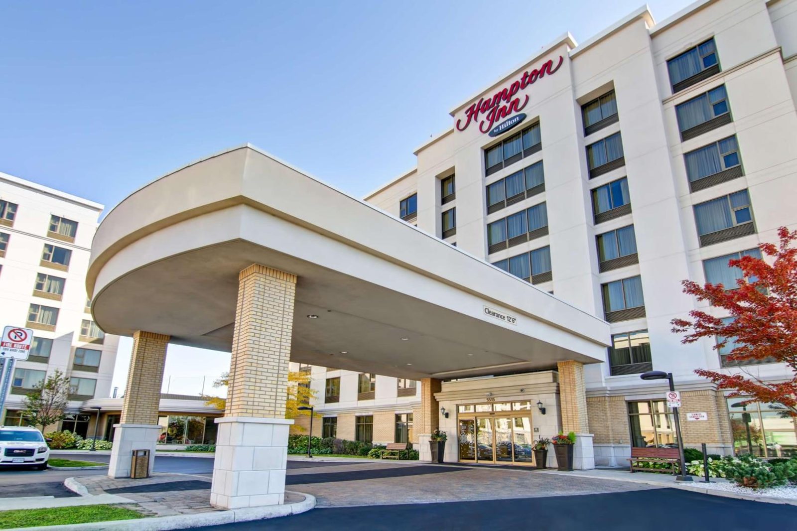 Hampton Inn by Hilton Toronto Airport Corporate Centre — photo 2
