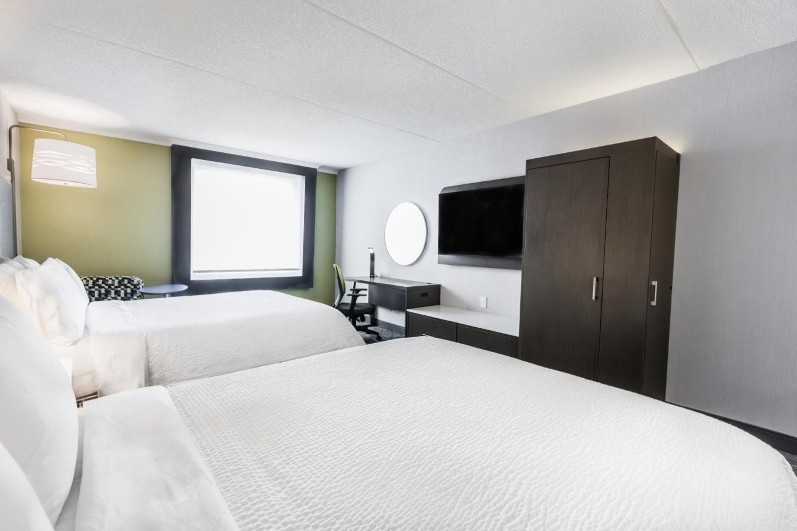 Holiday Inn Express & Suites Toronto Airport South by IHG — photo 7