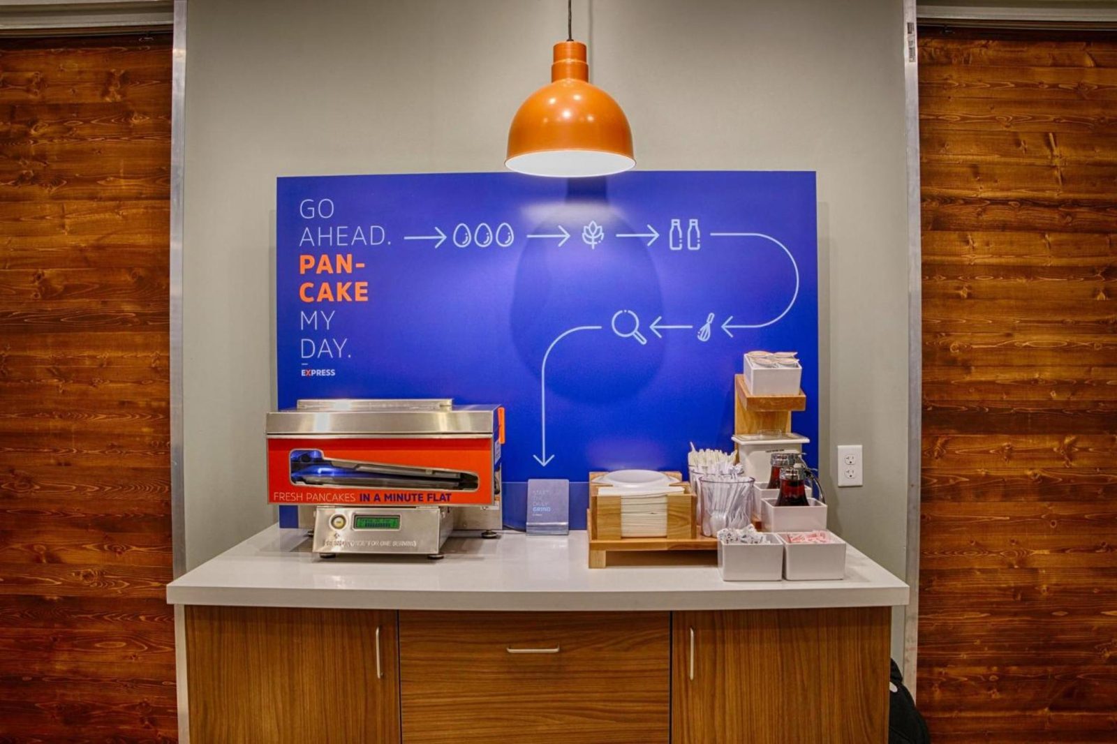 Holiday Inn Express & Suites Toronto Airport South by IHG — photo 6